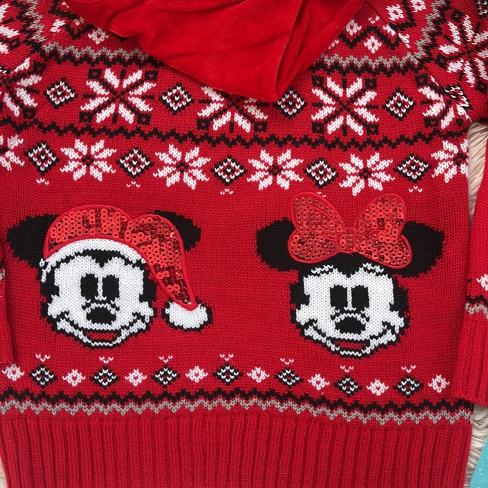 ❤️Disney❤️ Minnie Mouse and Michey Sweater - Picture 2 of 5